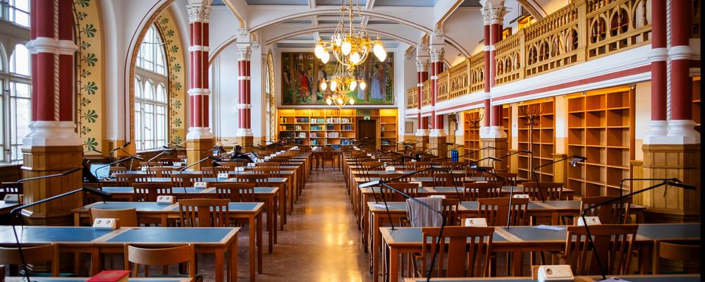 Läsesalen i Samhällsvetenskapliga biblioteket